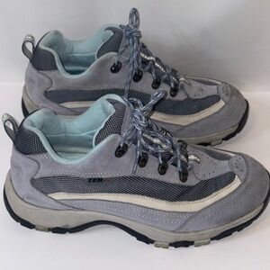 L.L Bean 8 women’s blue waterproof hiking sneaker walking shoe